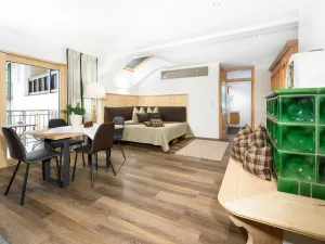 Image of Kasperhof Apartments Innsbruck Top 6 - 7