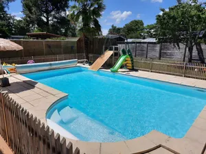 Image of Detached house with swimming pool between Arcachon and Bordeaux (Cestas)