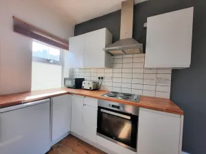 Image of Cheerful 3-Bed House with Free Parking- Colchester
