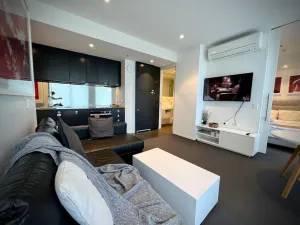 Image of Luxury 2 Bedroom Suite near Adelaide