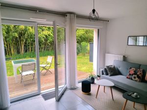 Image of Superb ground floor apartment with garden in quiet residence