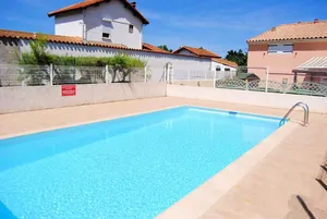 Image of Maison rénovée avec piscine, parking privé et proche plage à Marseillan - FR-1-387-185