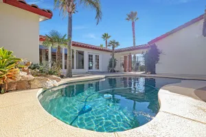 Image of 3 Bedroom 2 bath home in Wickenburg AZ with horse facilities and pool.