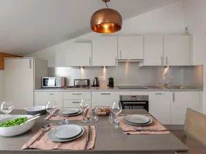 Image of Apartment for 4 pp - top floor, modern, close to center and ski lifts