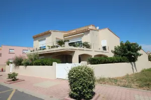 Image of Nice flat with air conditioning for 5 people,south exposed,  Wifi, 10m away from the beach of...