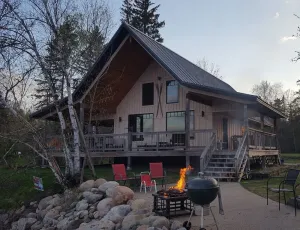 Image of Lake Movil Sunrise Cabin (6 miles north of Bemidji)