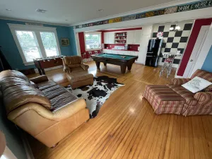 Image of Park Avenue Loft overlooking Parkerson Avenue