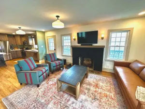 Image of Tippecanoe Lakefront Classic Cottage