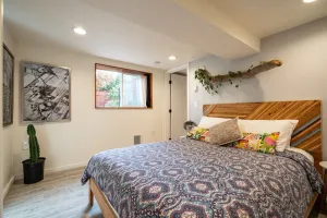 Image of Beautiful Modern Apt in historic Victorian