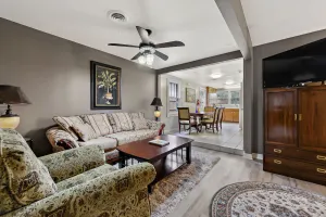 Image of Enjoy the Agave House! Best location, Outdoor Fun, Ample Parking & Pet-Friendly!