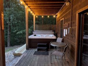 Image of Buckhead Lodge - Tri-Level Cabin