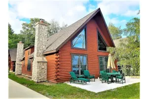 Image of 496 Bass Lake Retreat sleeps 22