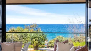 Image of Coolum First Bay 121