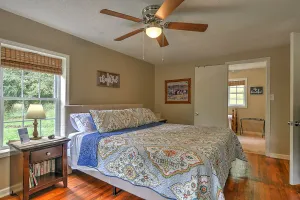 Image of Riverfront - Kayaks & Canoes - King Suite - Wi-Fi - Pet Friendly