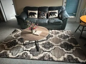 Image of Bearadise! Sleeps up to 4. Great for small families