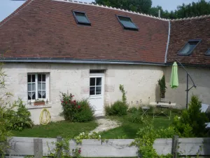 Image of Charming Cottage with Private Garden, Near Loire Castles, Pet Friendly, Free Wi-Fi