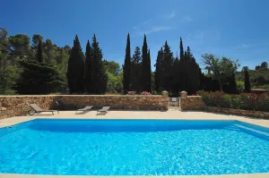 Image of The charm of a bastide in private domain with large pool
