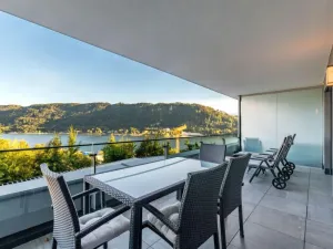 Image of Top 5 Alpe Maritima - Traumhafte Ferienwohnung mit Seeblick und Bergkulisse am Ossiacher See