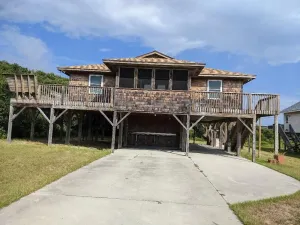 Image of Kitty Hawk Corner Cottage 2 blocks from the beach!