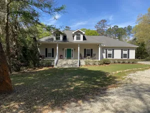 Image of Lakefront, private pool-hot tub. Huge dock. Close to boat ramp. Amazing sunsets.
