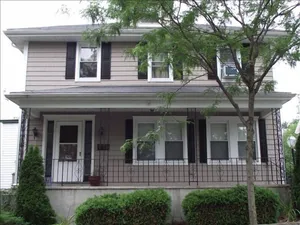 Image of Leslie's Retreat: Spacious home ideally located to everything