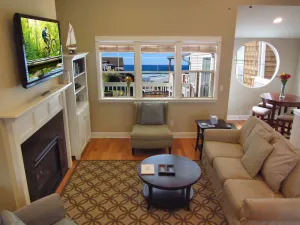 Image of Luxury Condo at the Arch in the heart of Historic Nye Beach