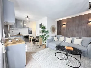 Image of Stylish & Chic Duplex near Eiffel Tower