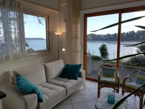 Image of ** Superb sea view ** in a 4-room comfort apartment, direct access to the beach, park, wifi