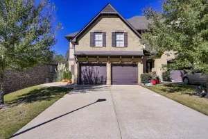 Image of Spacious and Luxurious Townhouse 3B\/2.5B in a quiet neighborhood
