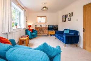 Image of Hawthorn View: Bristol Large House StayStaycations