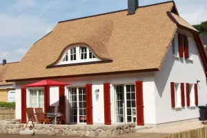 Image of Fantastic vacation home on the coastal forest with terrace and child-friendly garden