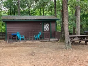 Image of Cherokee Rose, Sleeps 4 guest w\/ fully stocked kitchen, & Fishing Pond!
