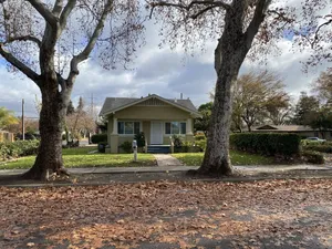 Image of Cozy home minutes from three hospitals