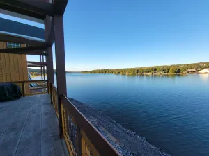 Image of Custom Lakeside Balcony Cabin 20B