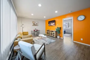 Image of Cozy 1 Bd Apt minutes walking downtown Ferndale