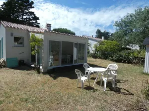 Image of Maison 5 pers à Notre-Dame-de-Monts, à 150m des plages, avec jardin et parking - FR-1-540-269