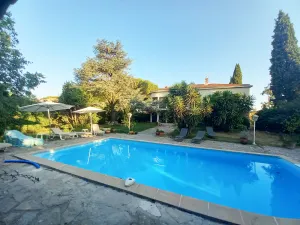 Image of Character villa, village center, large garden, pool, 5mm from beaches, streetcar.