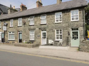 Image of LLAWENFAN, pet friendly, character holiday cottage in Criccieth