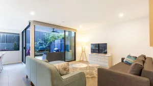 Image of Husky Sands I Pet Friendly I 5 Mins Walk to Beach