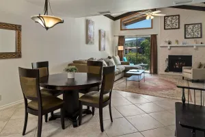 Image of Beautiful Comfortable Condo! Community Pool! - OCE C12 - S097