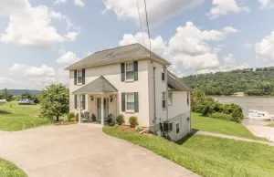 Image of Near Creation Museum\/CVG\/Cincy, sleeps 12+