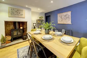 Image of Church Bells House by Spa Town Property - 3 Bedroom Georgian Townhouse in Central Warwick