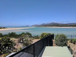 Image of HELLYER SANDS fully self contained holiday house