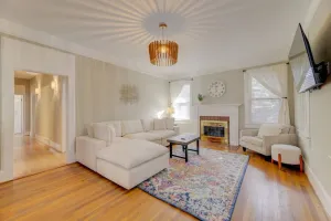 Image of Rose Hill Retreat-Mins to USC