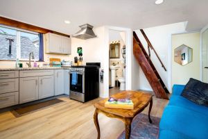 Image of The Carriage House Chic Treetop Loft and Hot Tub