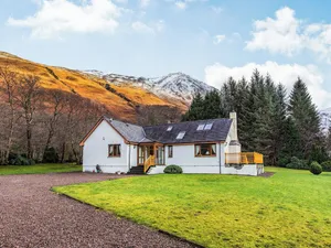 Image of 4 bedroom accommodation in Glencoe Village