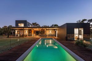 Image of STYLISH & LUXE CONTEMPORARY ESCAPE SURROUNDED BY GORGEOUS NATURAL BUSHLAND