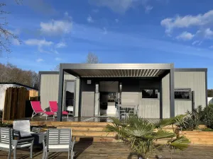 Image of Ecolodge Avec Piscine Dans LA Residence