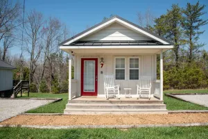 Image of Greeter Falls Lodge Cottage #7