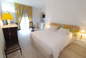 Image of Appart'hotel Le Saint Antoine - Le Studio Confort en Centre Ville